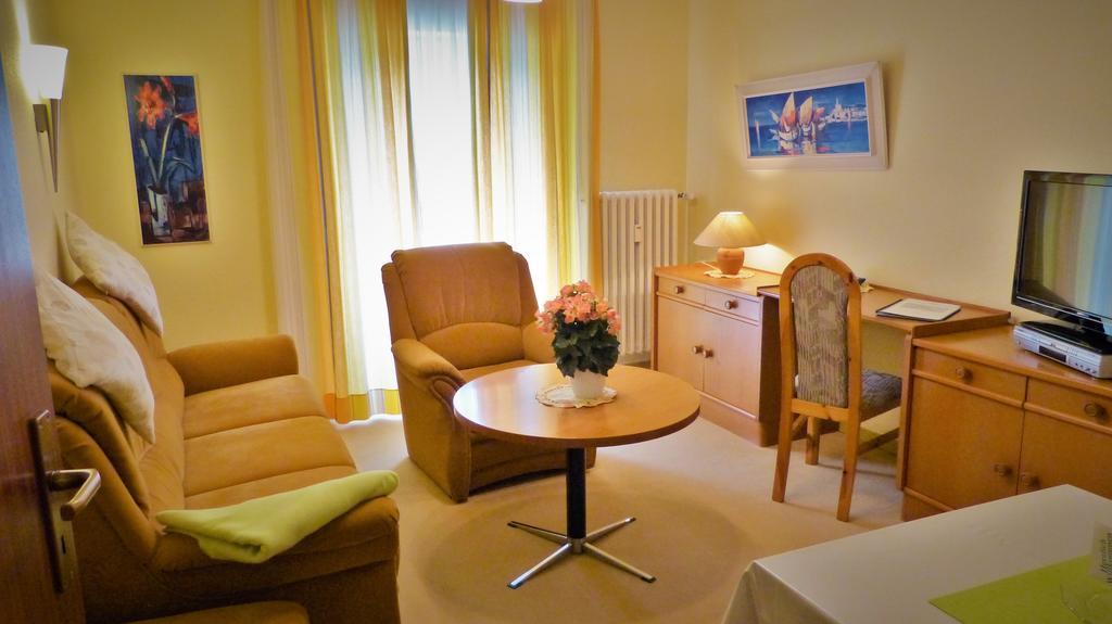 Hotel Am Kurpark Malente Room photo